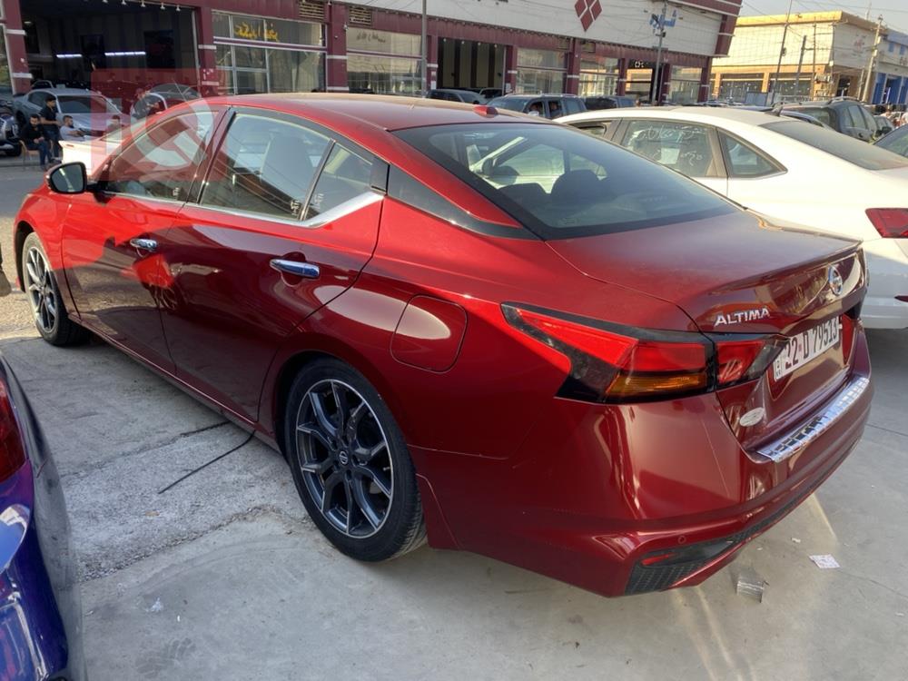 Nissan Altima
